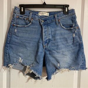 Abercrombie & Fitch Dad High Rise Crossover Distressed Jean Shorts Size 27